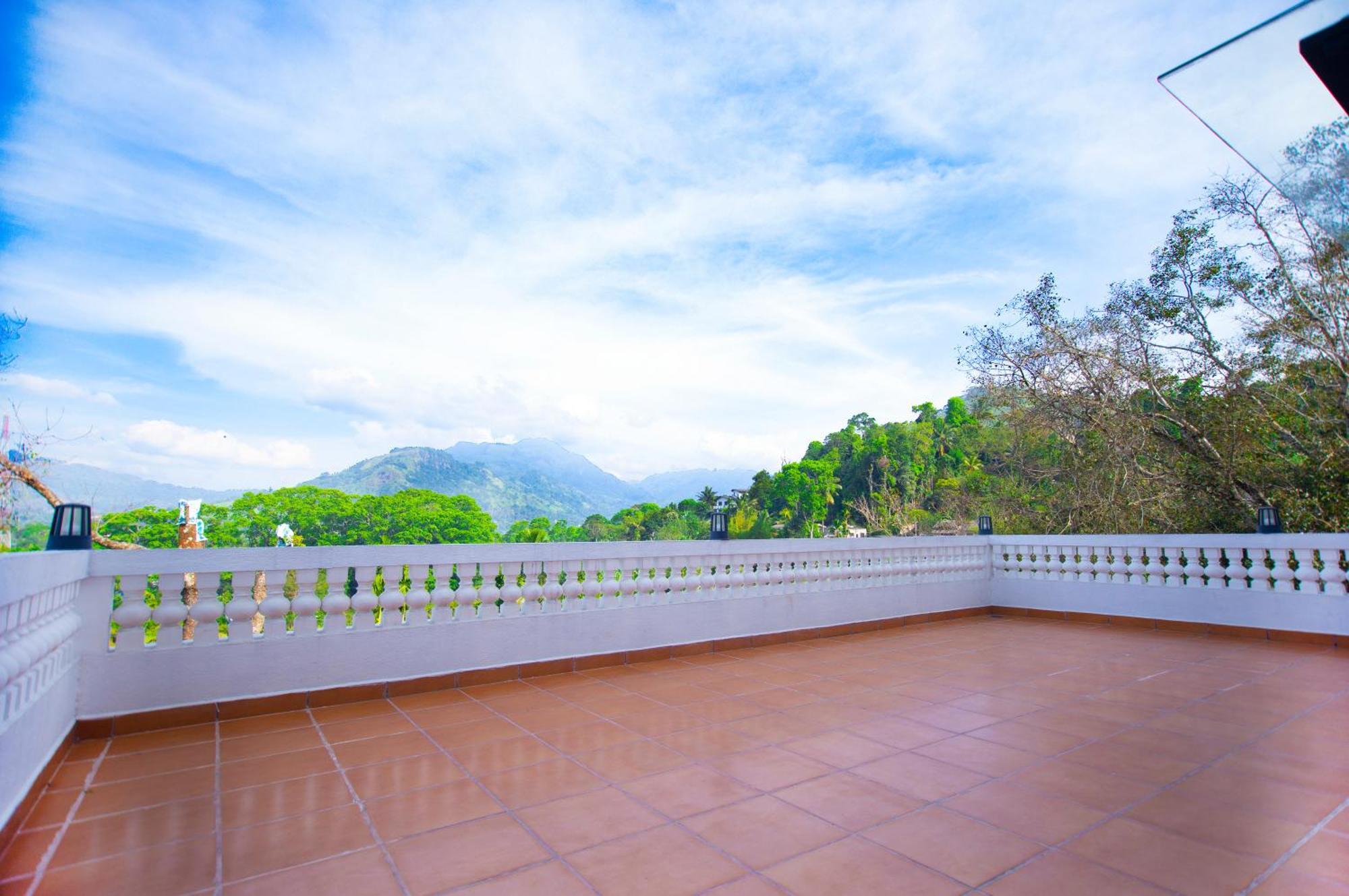 Crown Regency- Badulla Exterior foto